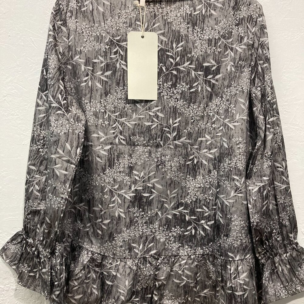 NWT La Bellum by Hillary Scott Long Sleeve Top Peplum Ruffle Embroidered Gray L - Picture 7 of 10